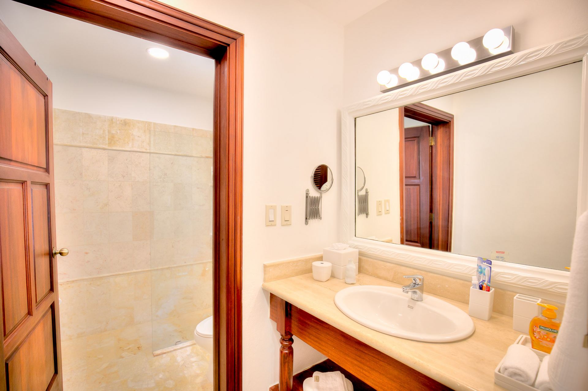 Villa Tortuga Bay B10