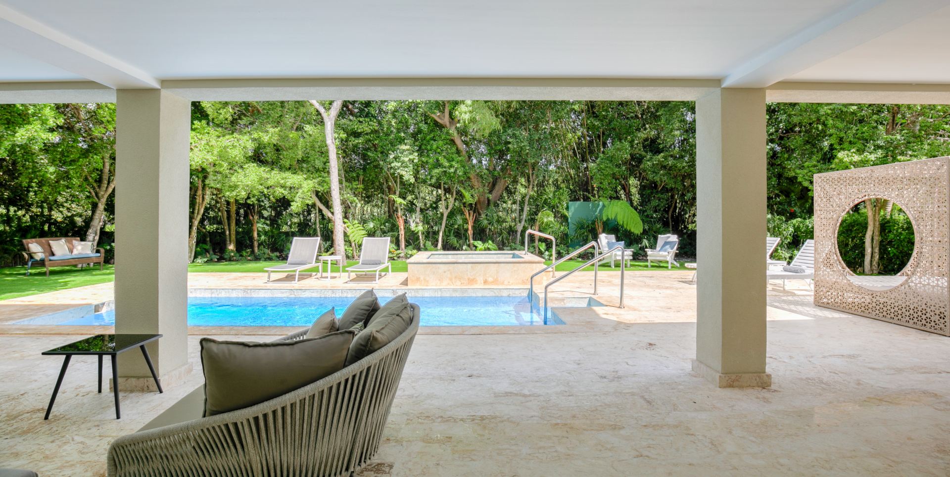 Villa Tortuga Bay B53