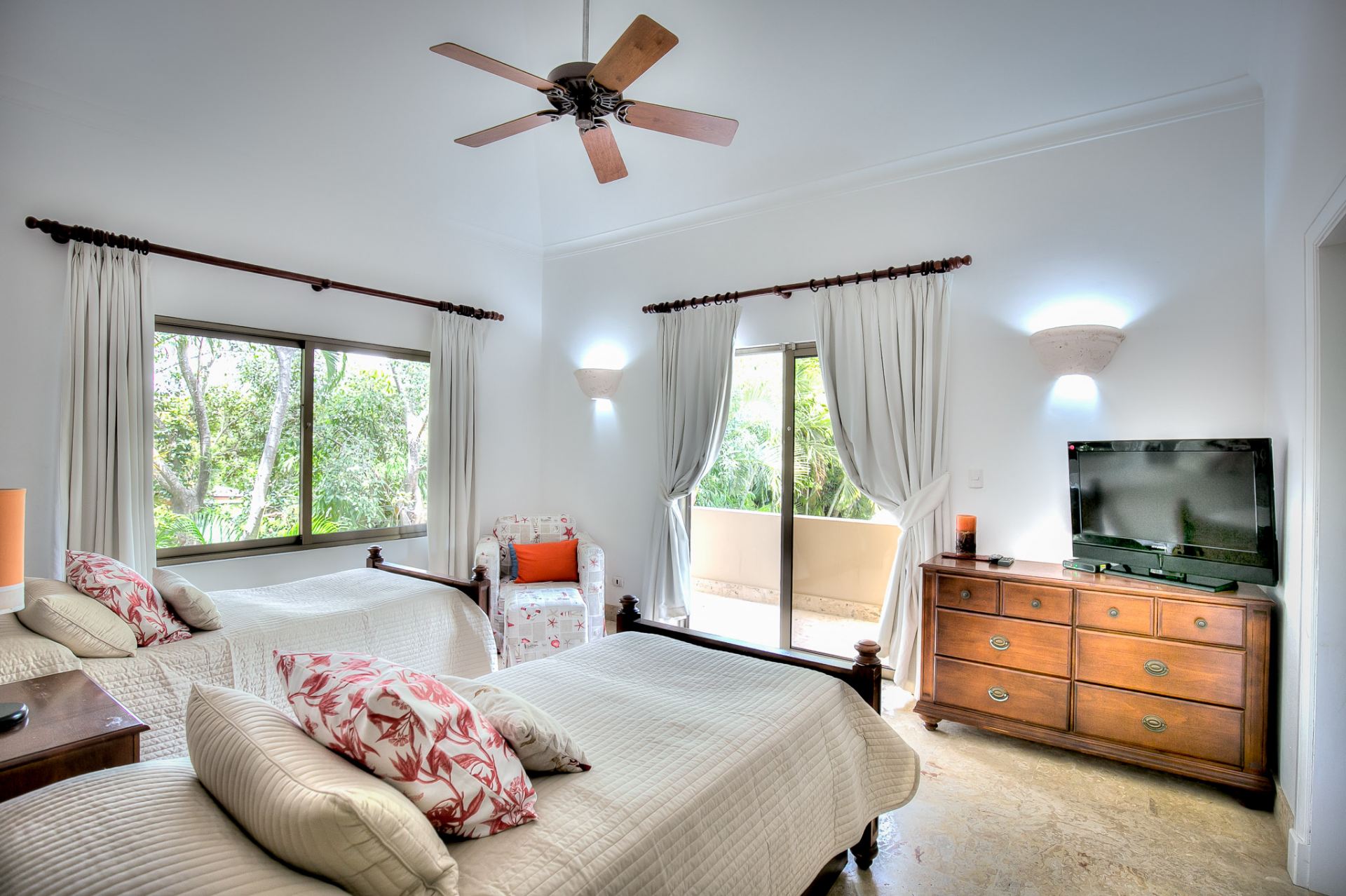 Villa Tortuga Bay B43