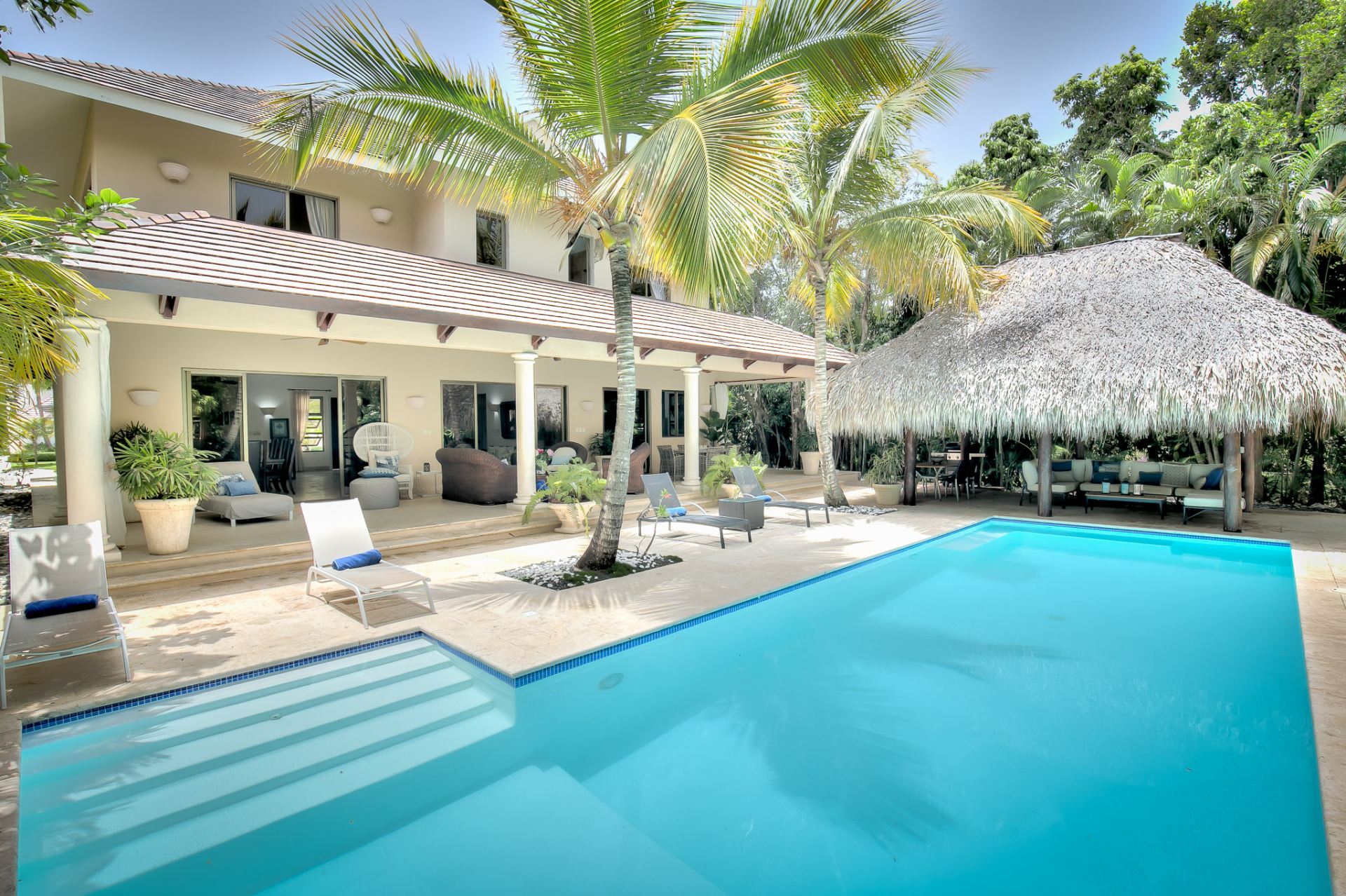 Villa Tortuga Bay B43