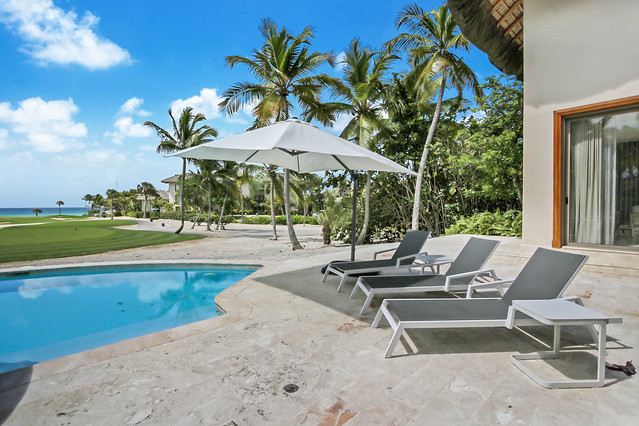 Villa Caleton Beach 16