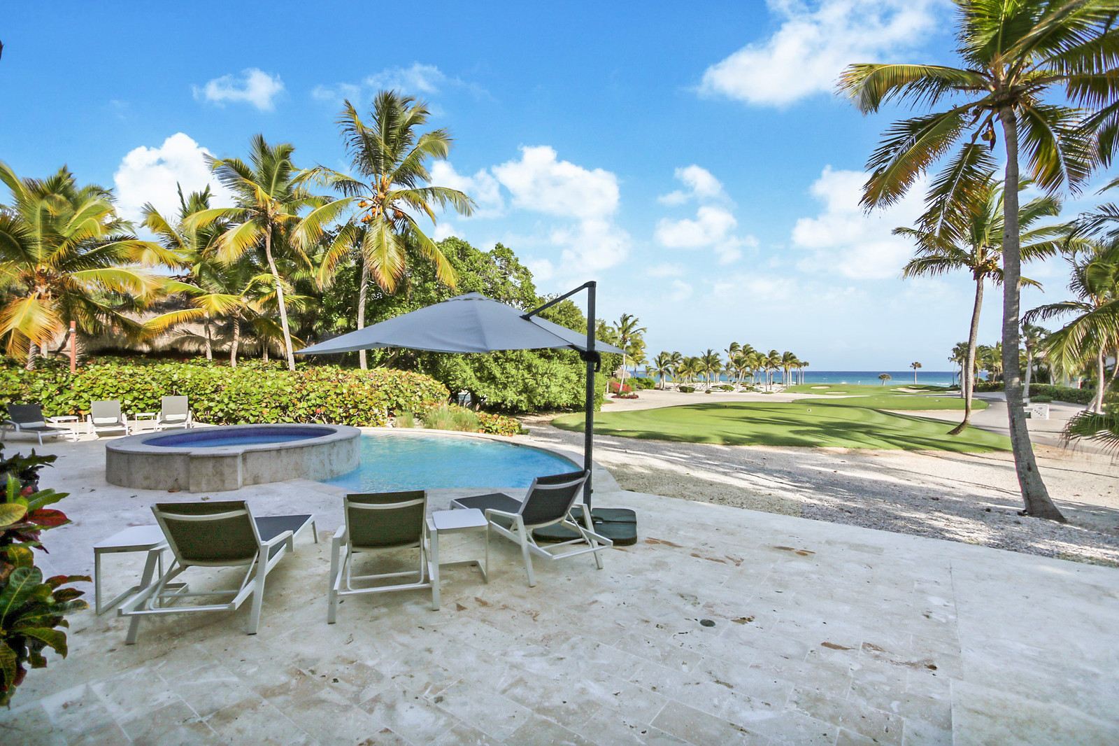 Villa Caleton Beach 16