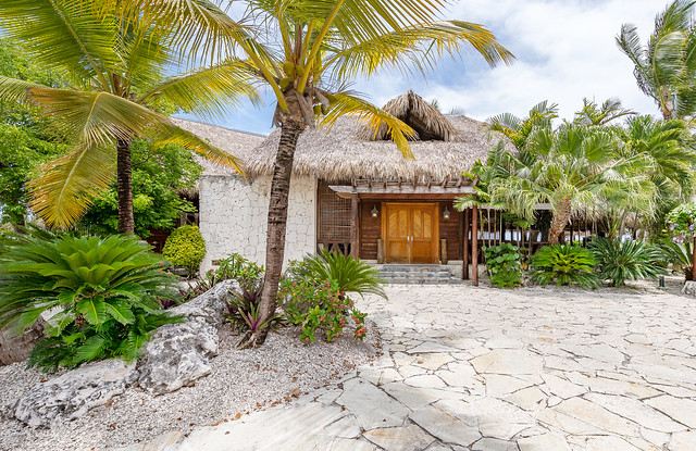 Caleton Beach Villa 8