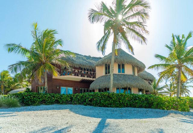 Caleton Beach Villa 8