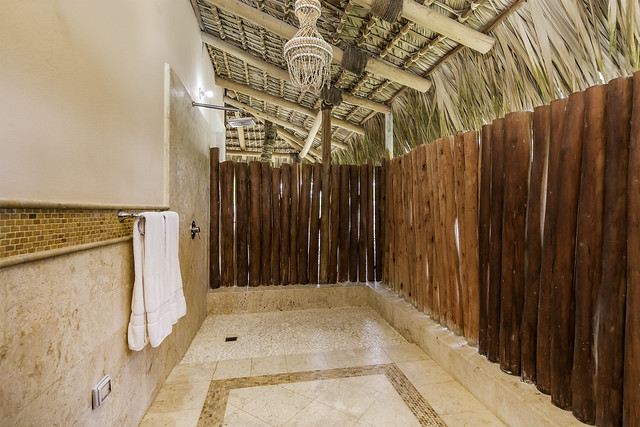 Caleton Beach Villa 9