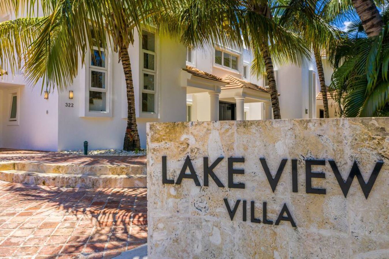 Villa Lake View