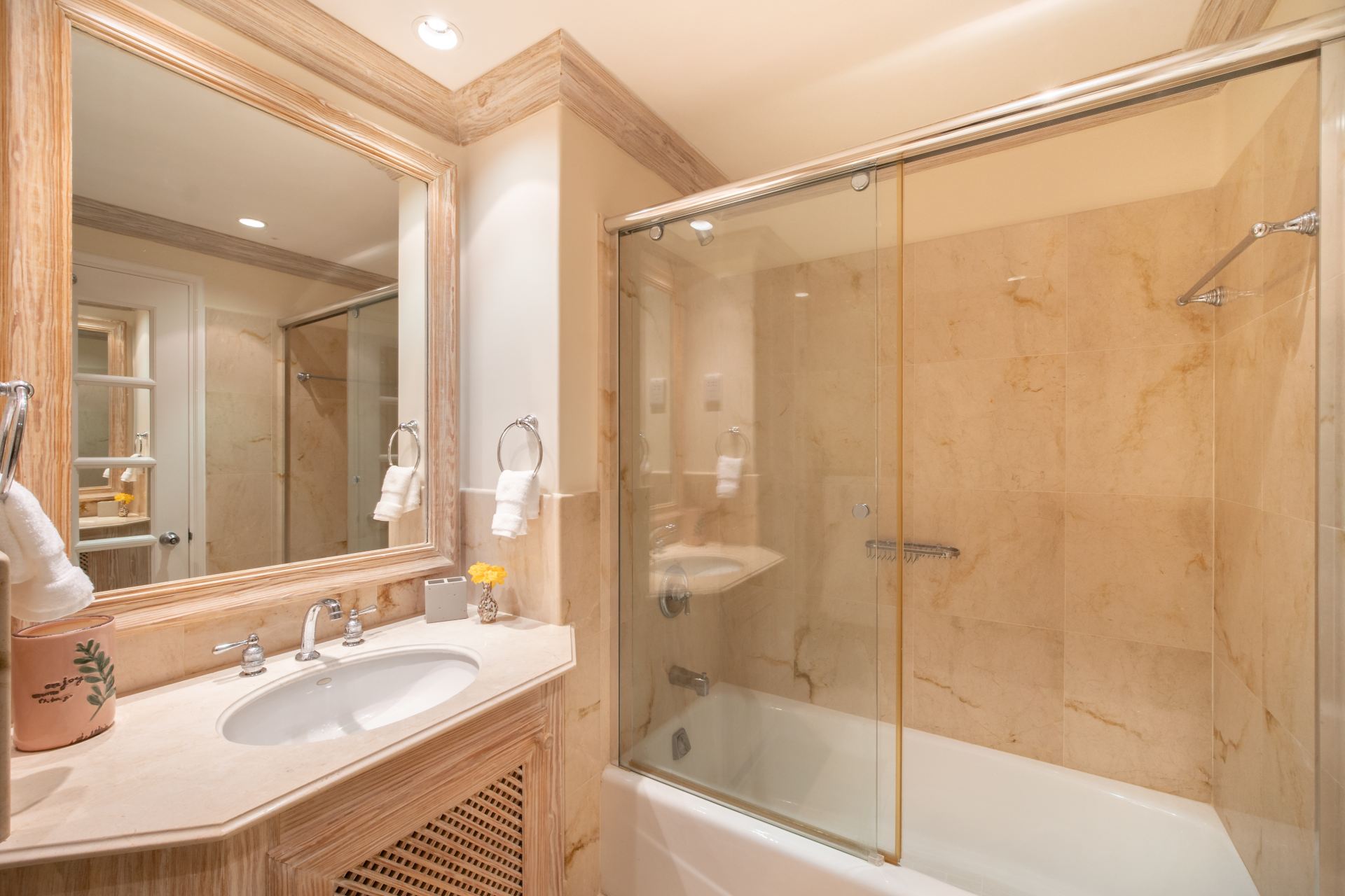 Port St. Charles 266