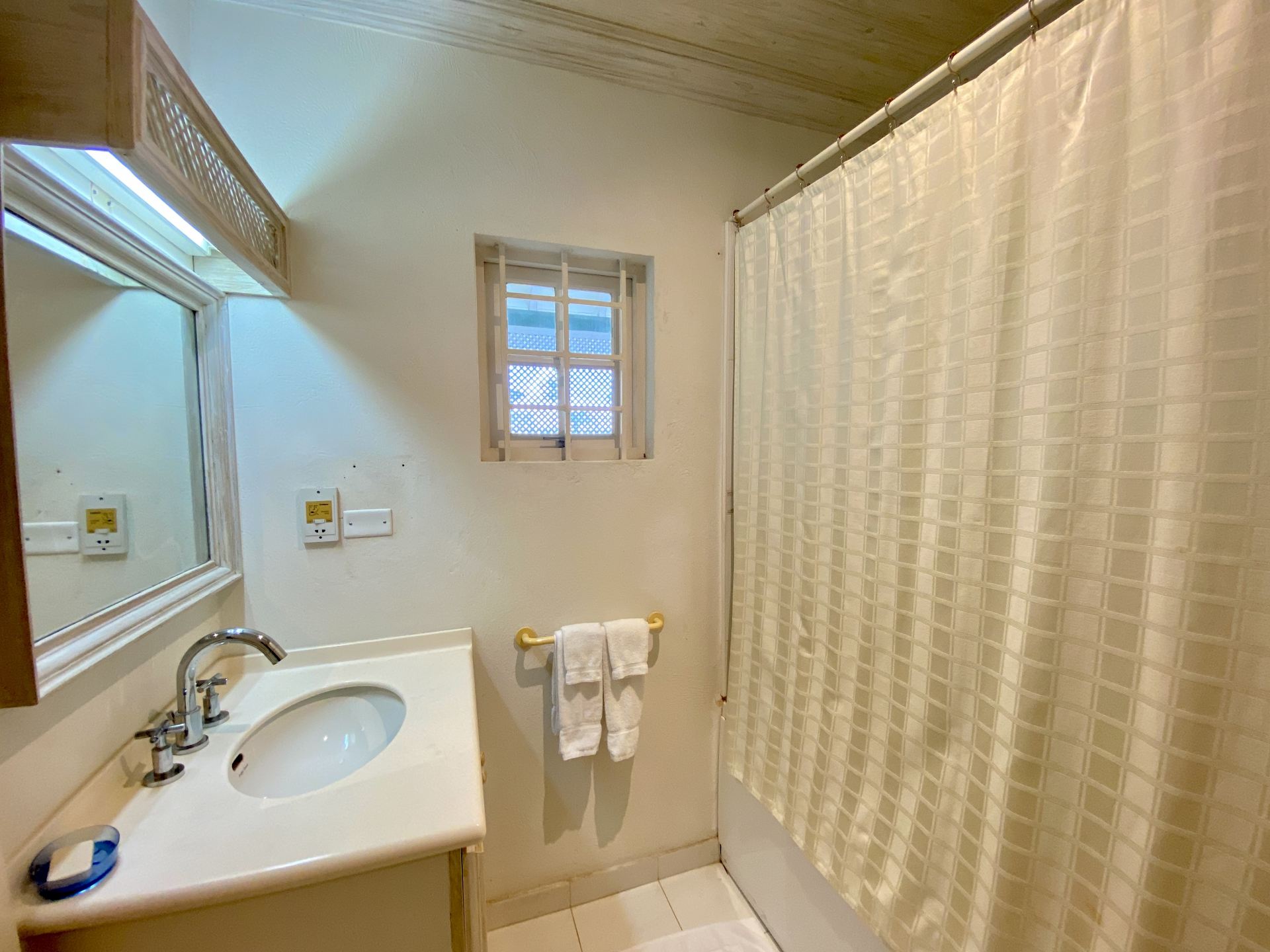 Villa Seascape Gibbs Beach