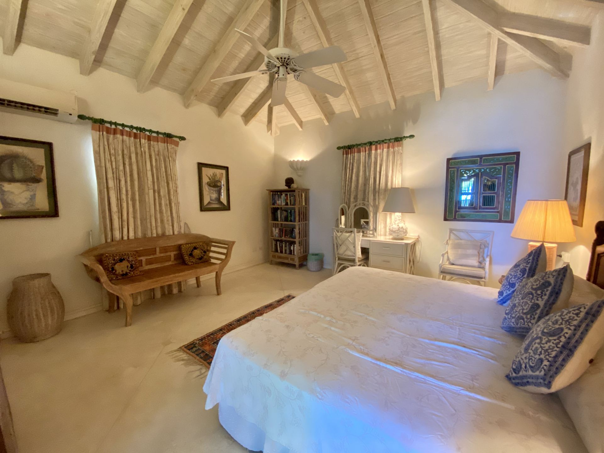 Villa Seascape Gibbs Beach