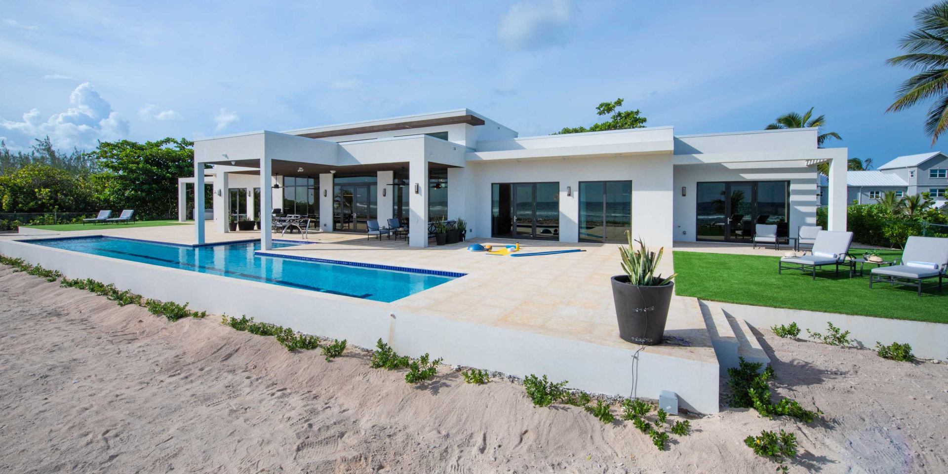 Villa Wind upon the Waves