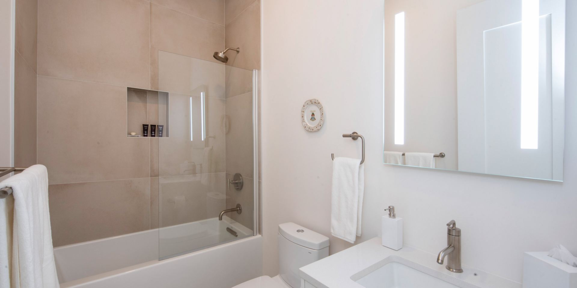 Villa Wind upon the Waves