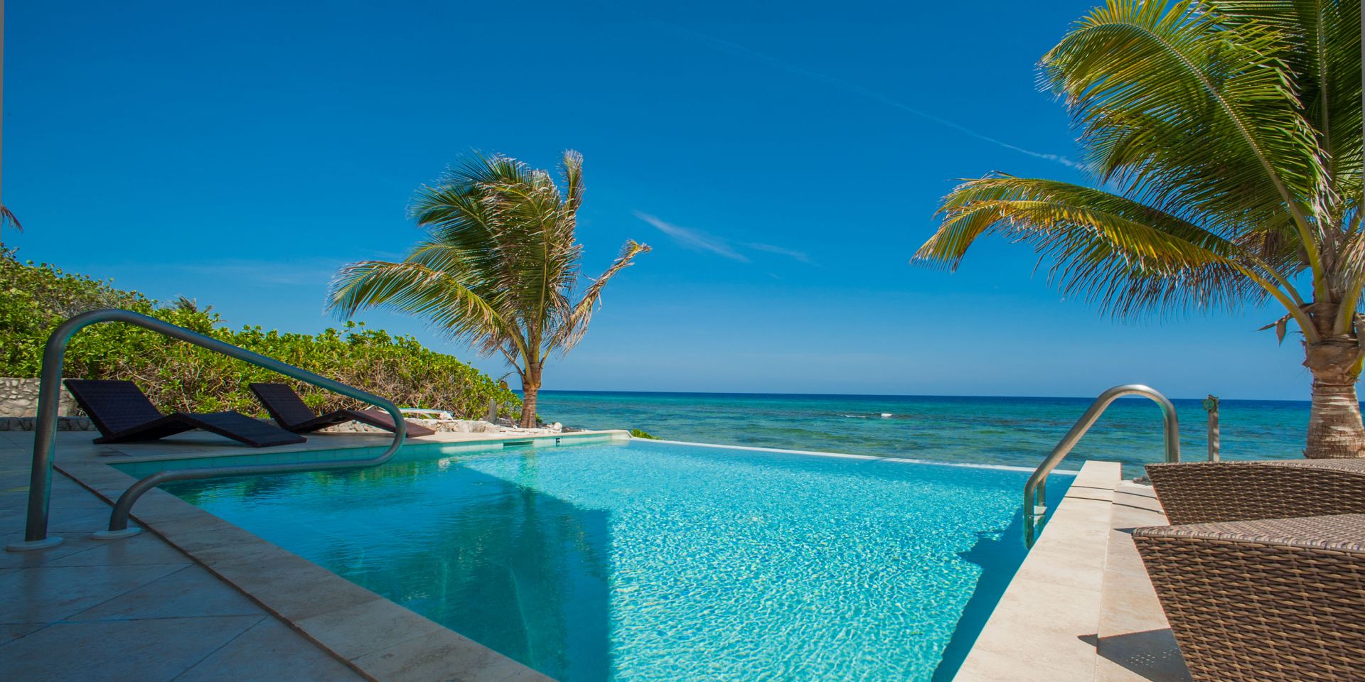 Villa Christmas Palms