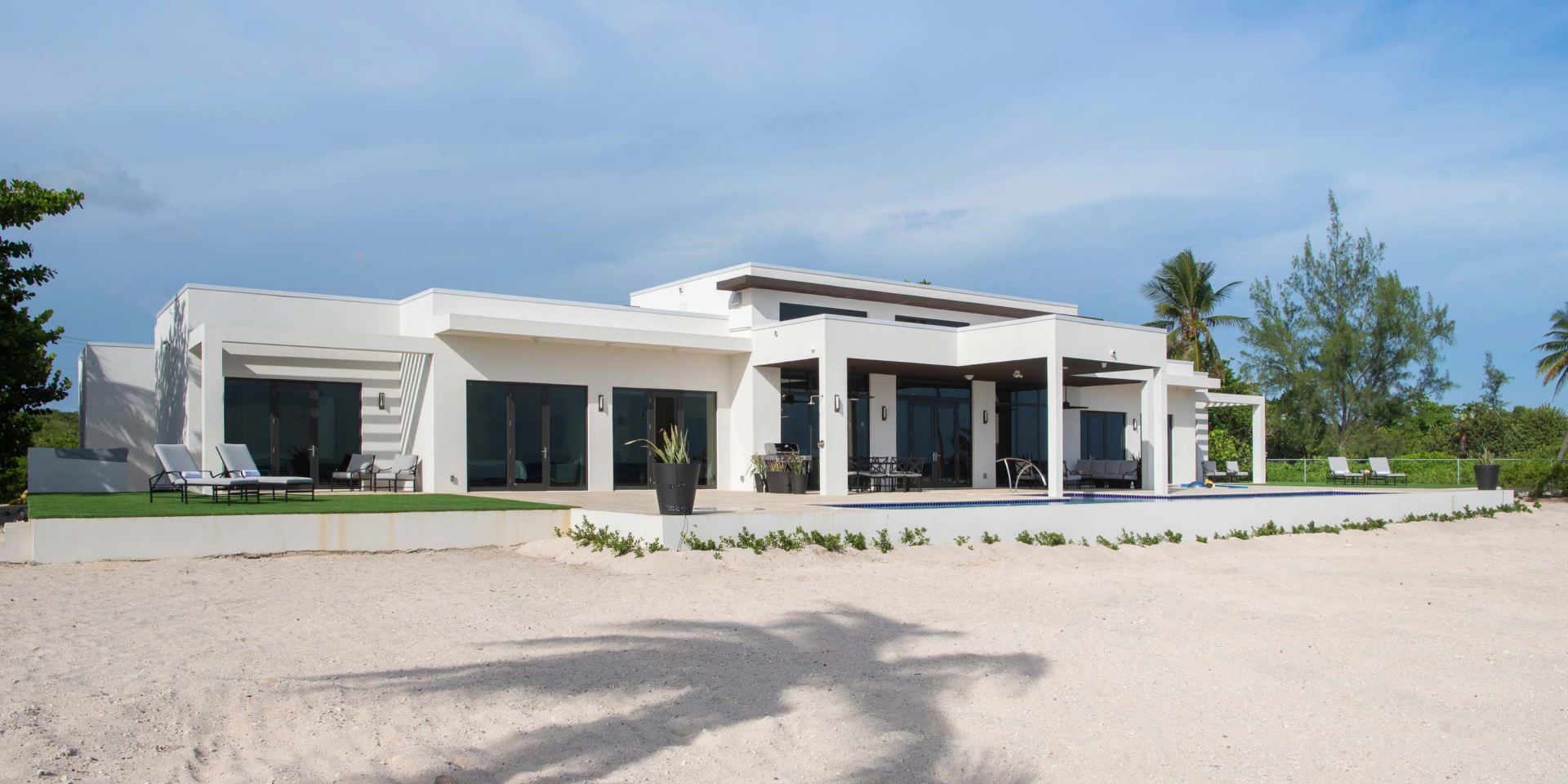 Villa Wind upon the Waves