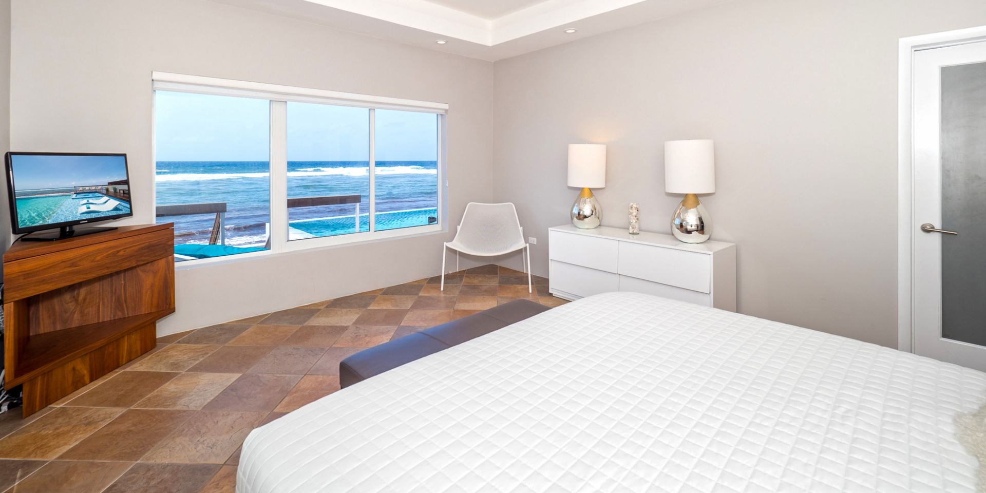 Villa Present Moment