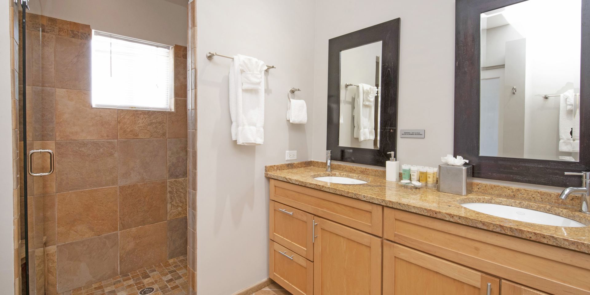 Villa Present Moment