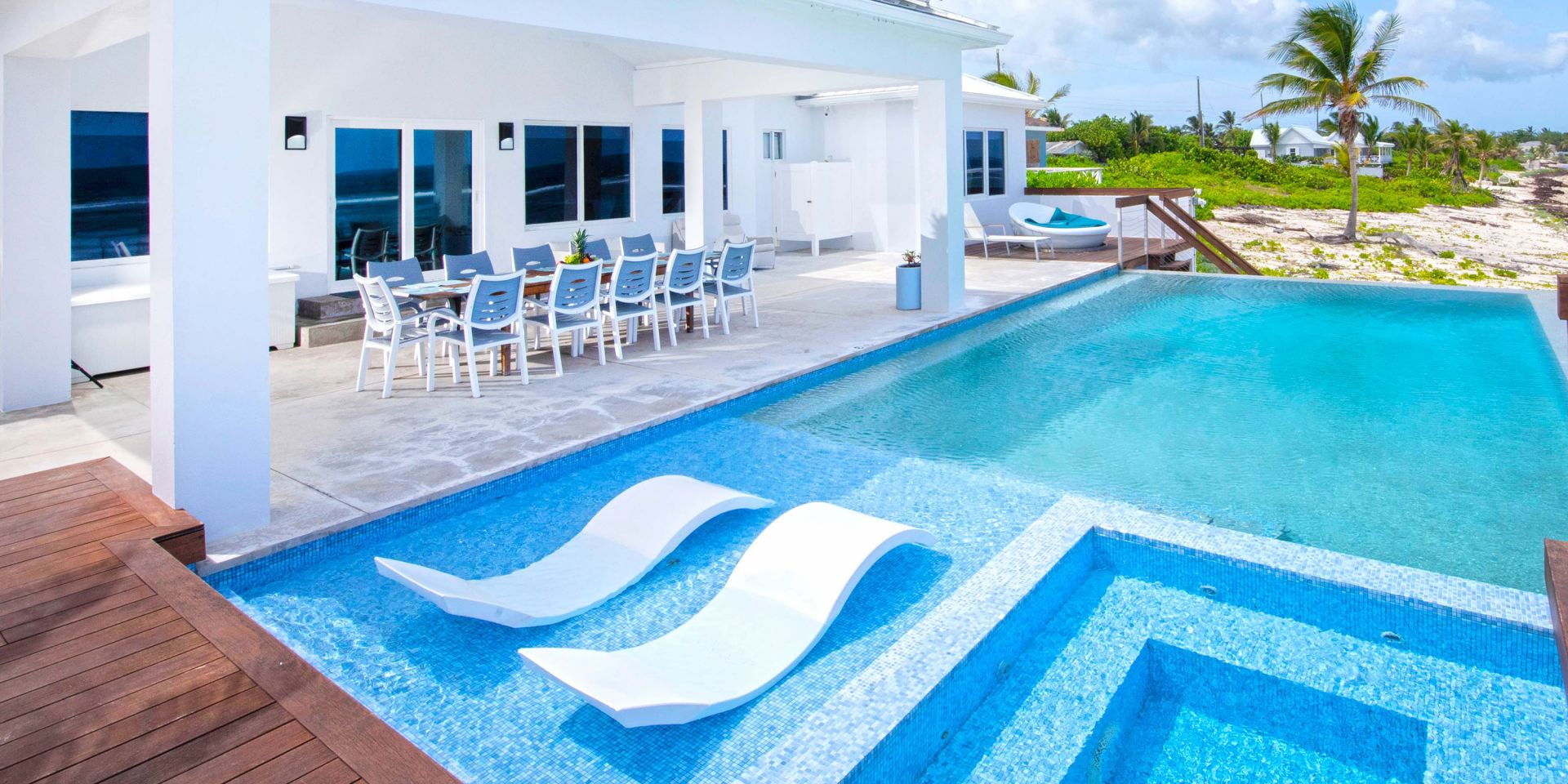 Villa Present Moment