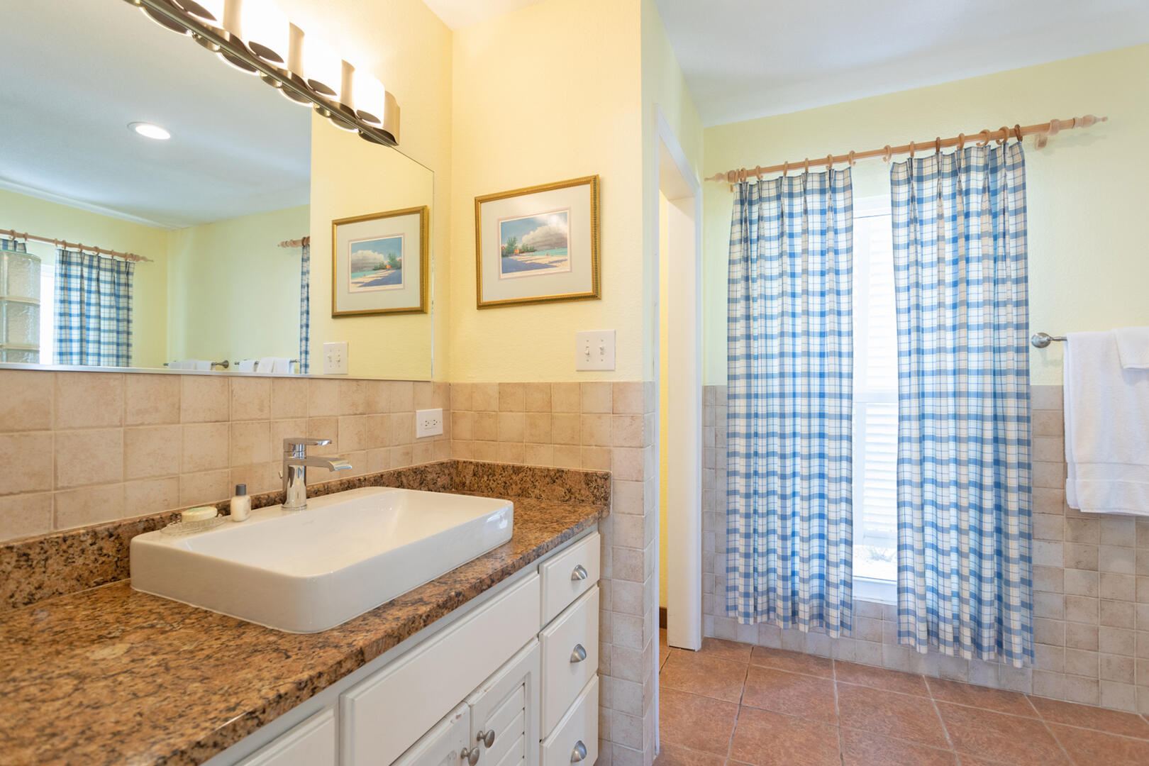 Cayman Castle Guesthouse