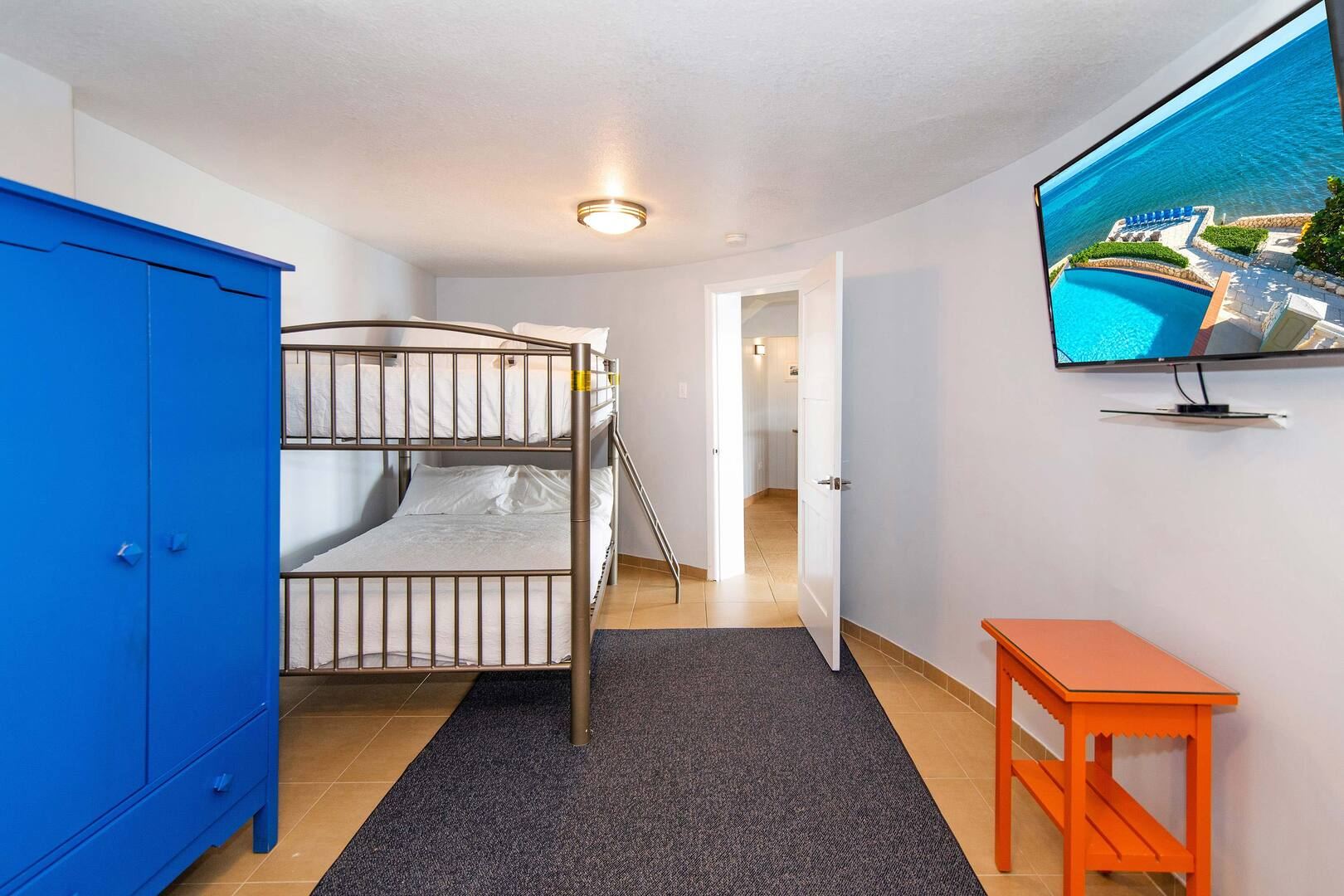 Cayman Castle + Guesthouse