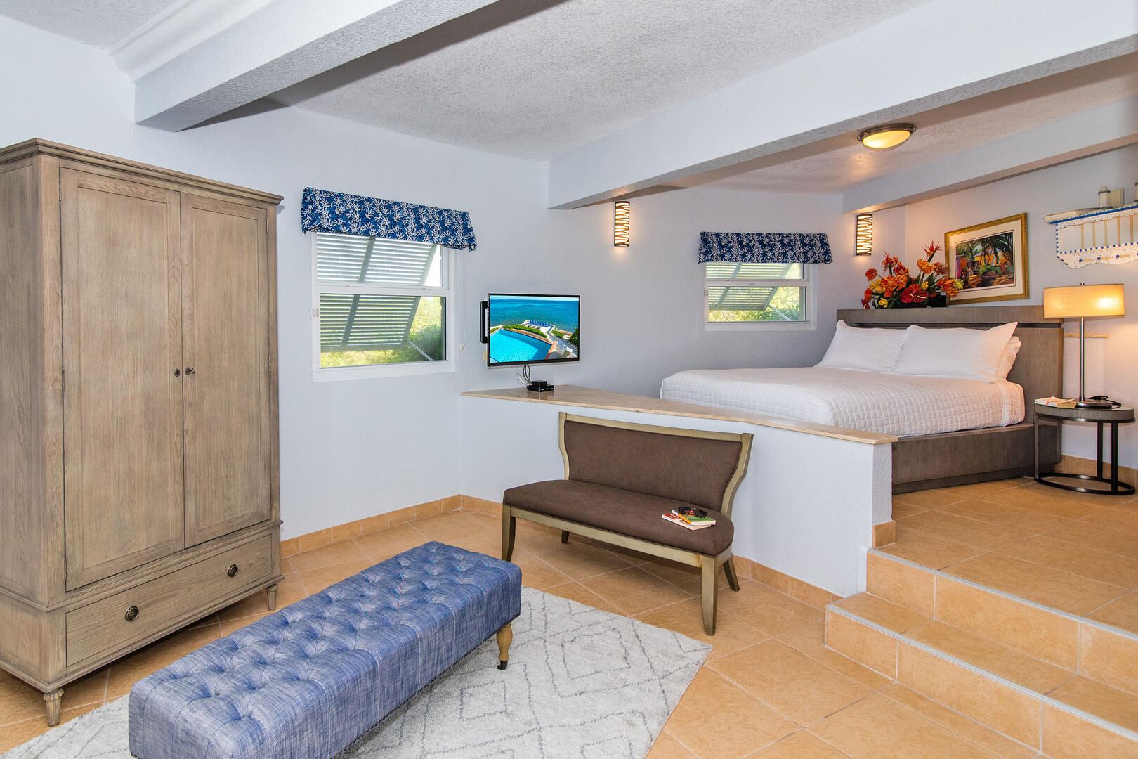 Cayman Castle + Guesthouse