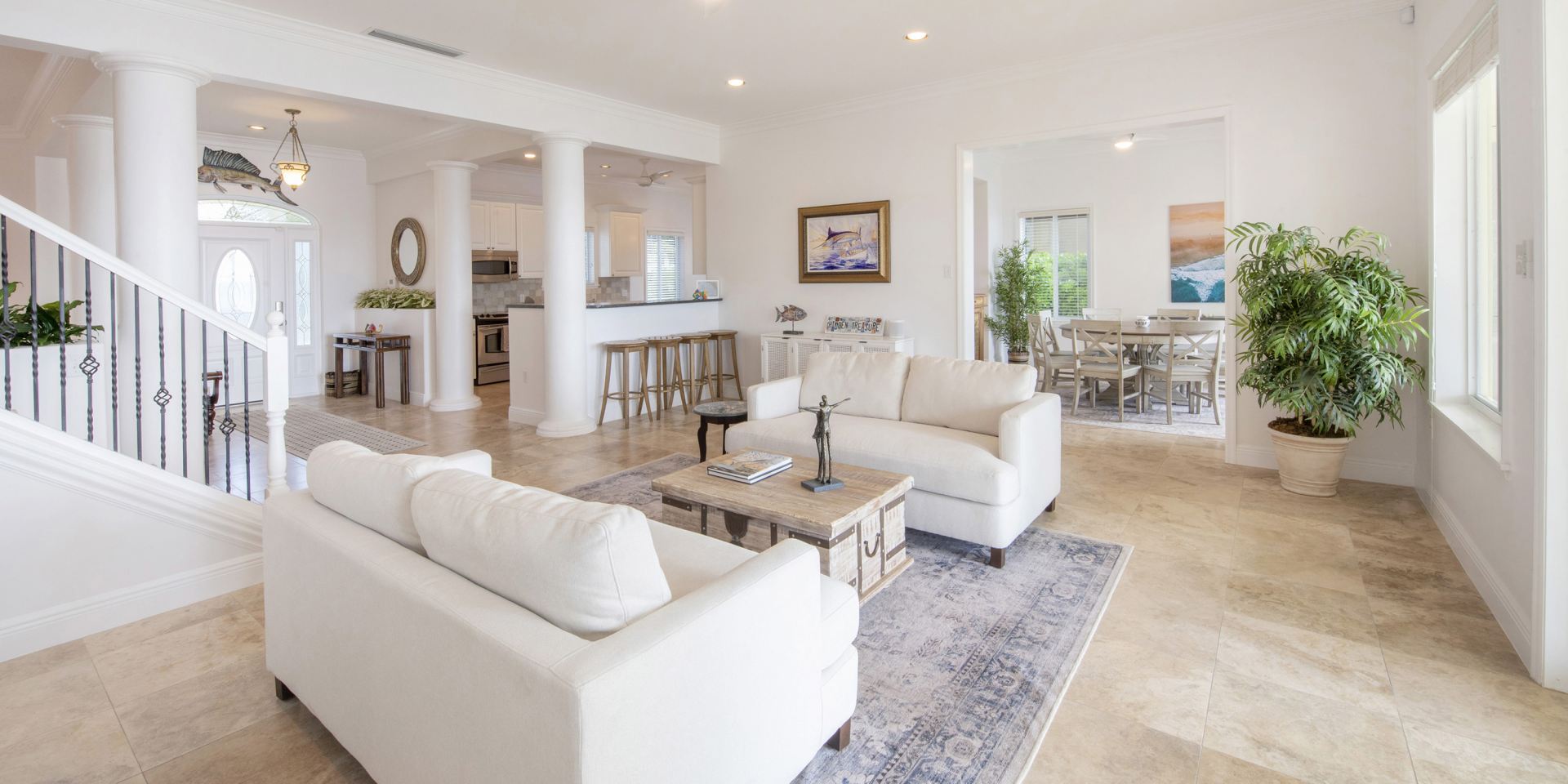 Villa Hidden Treasure + Guesthouse