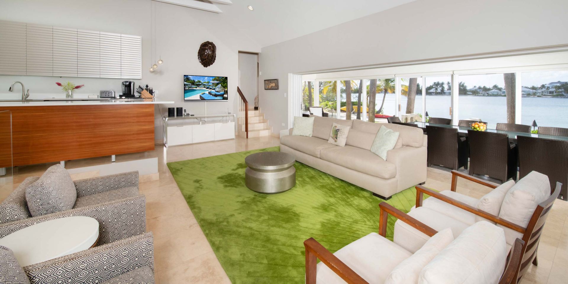 Villa Kaiku + Guesthouse