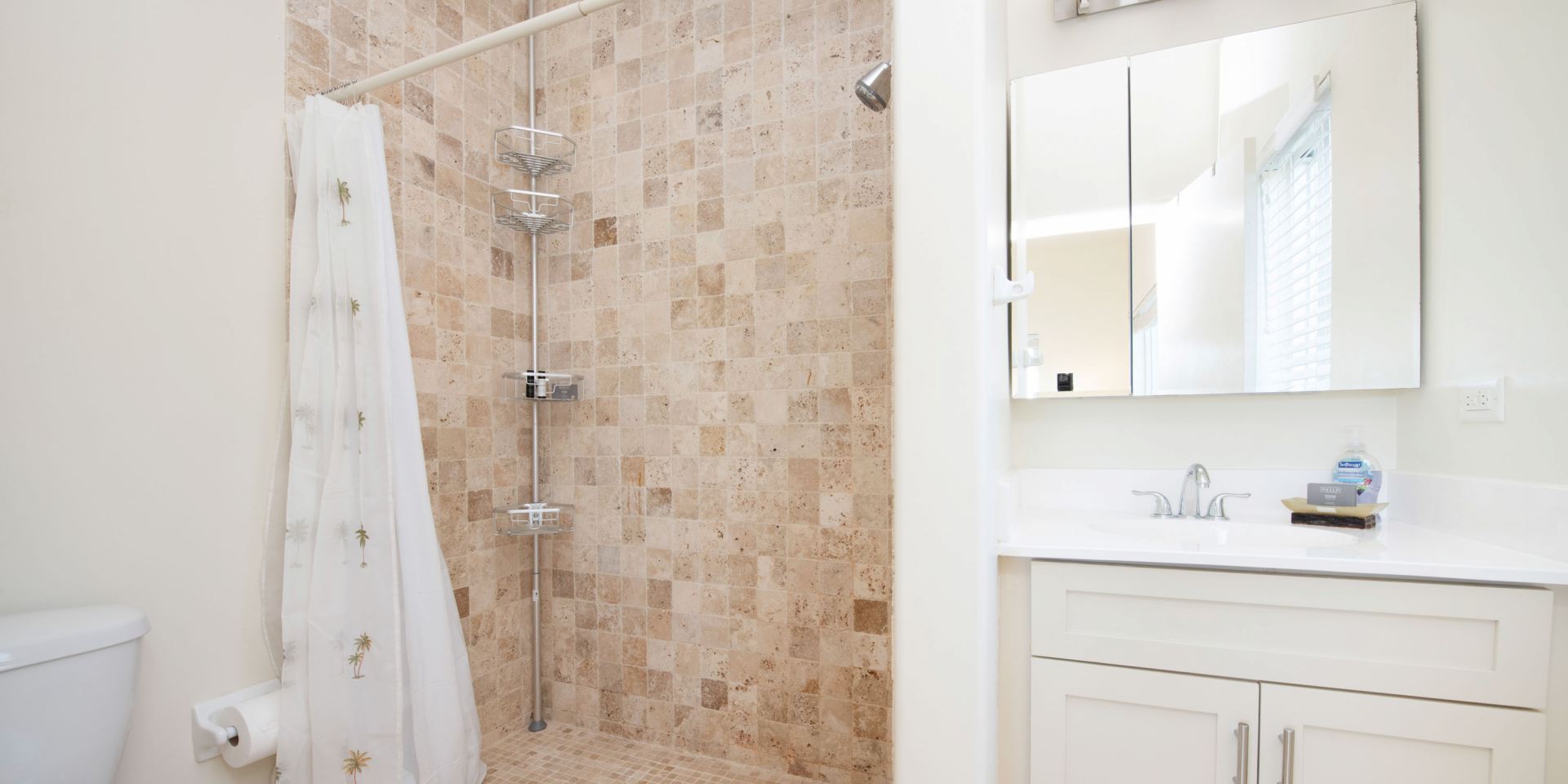 Villa Kaiku + Guesthouse