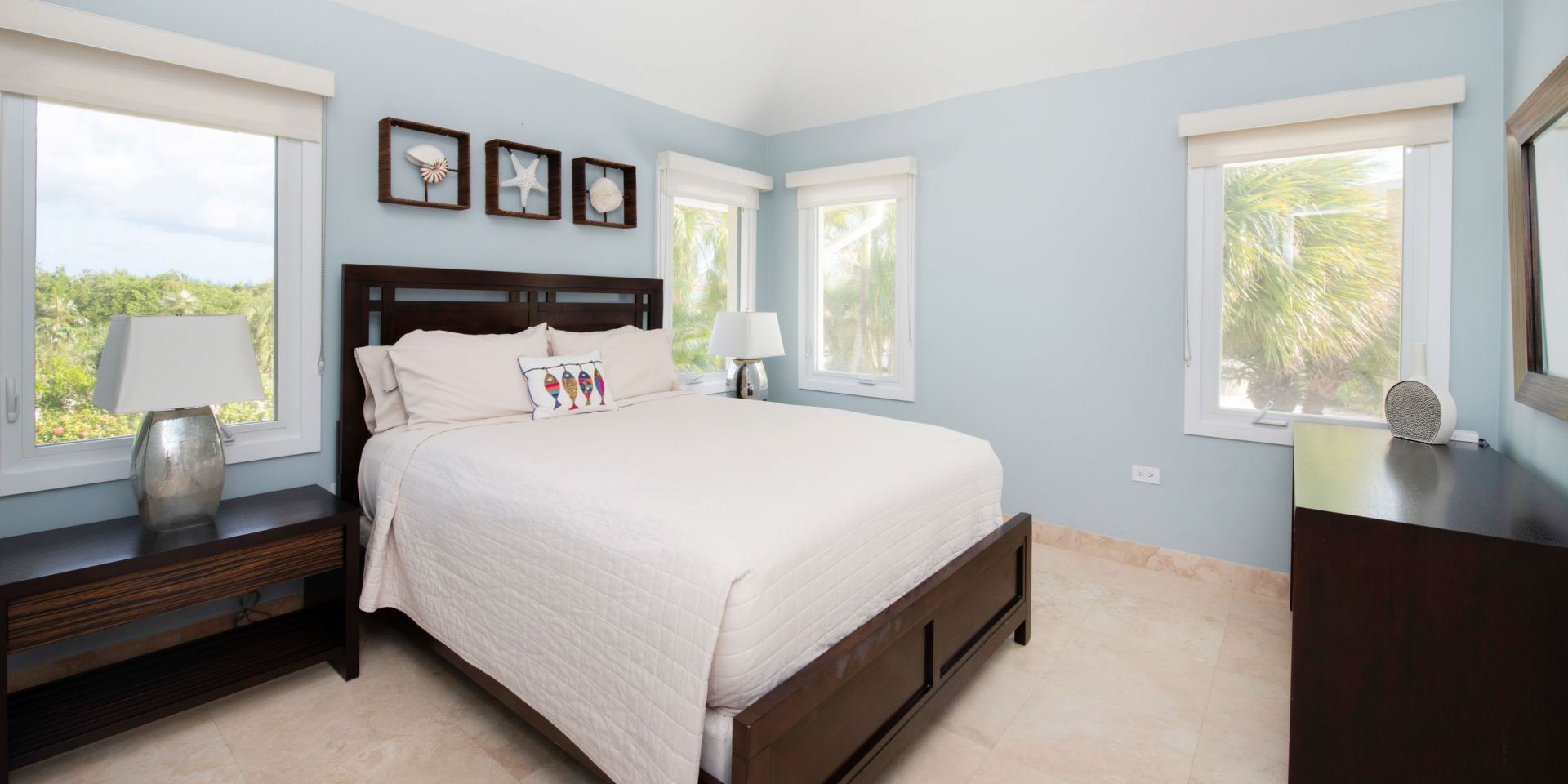 Villa Kaiku + Guesthouse