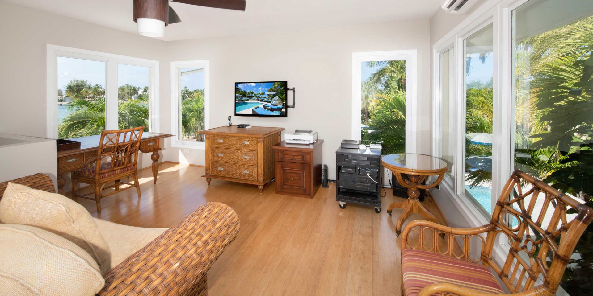 Villa Kaiku + Guesthouse