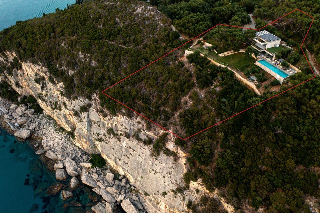 Villa Olives in the Sea