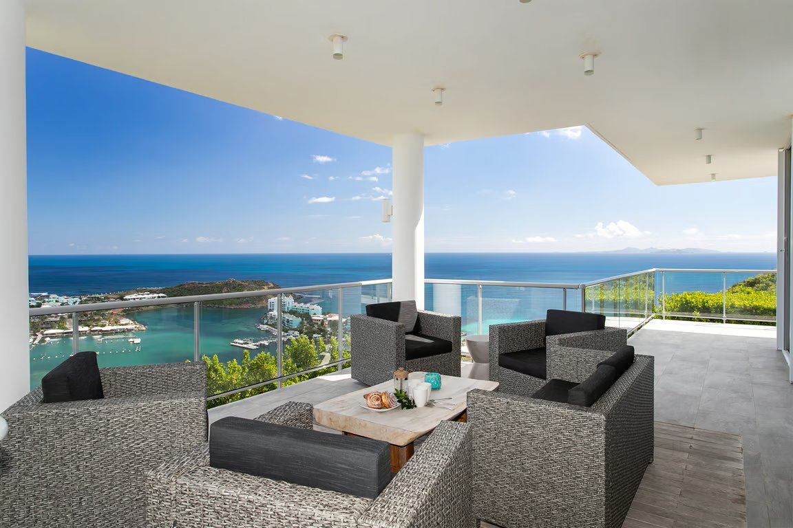 Villa Five Minutes More