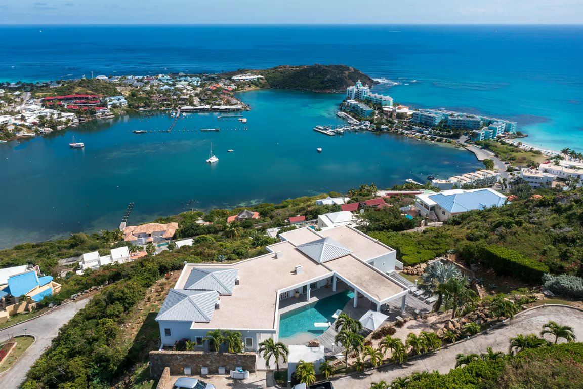 Villa Five Minutes More