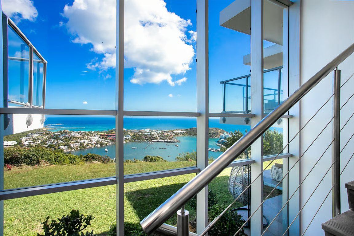 Villa Five Minutes More