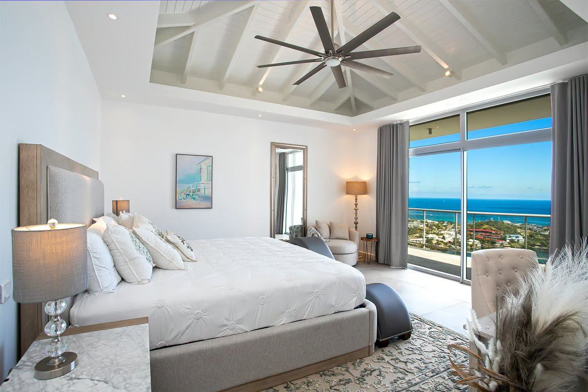 Villa Five Minutes More