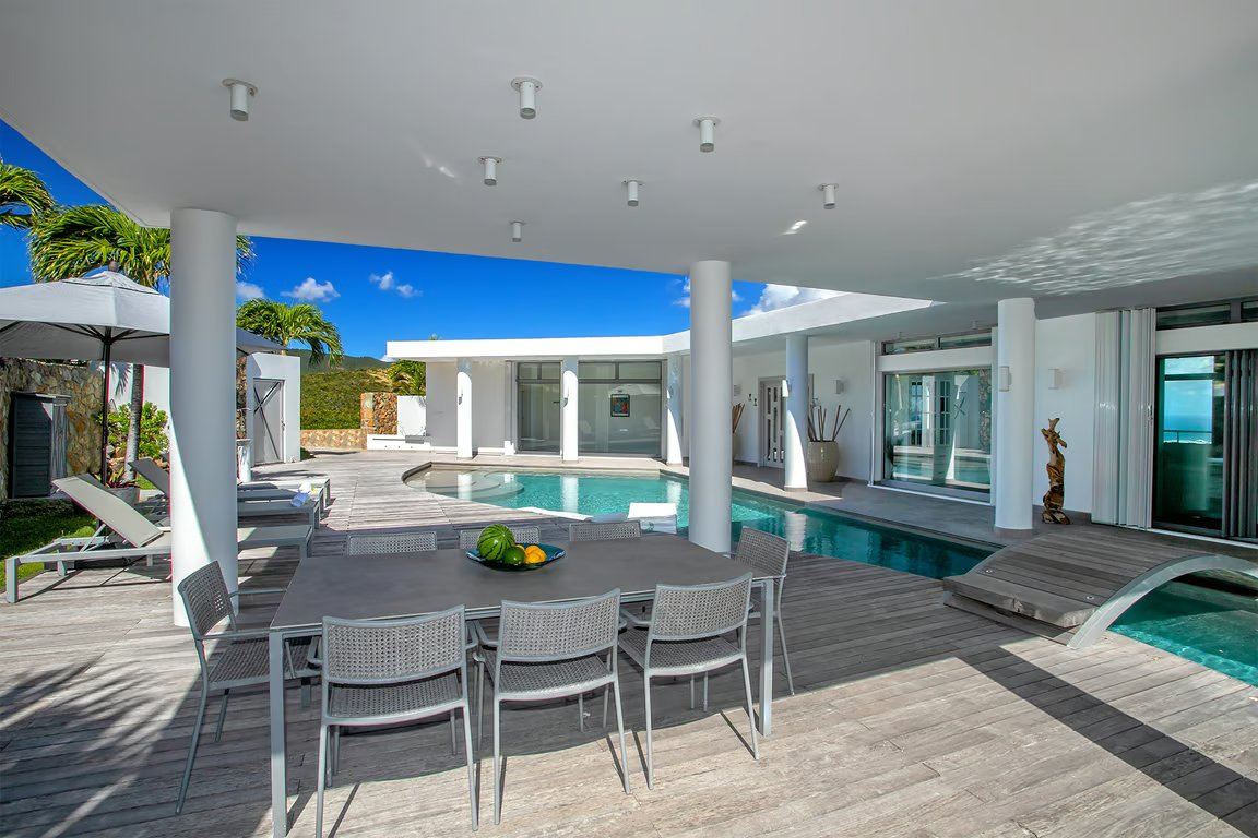 Villa Five Minutes More