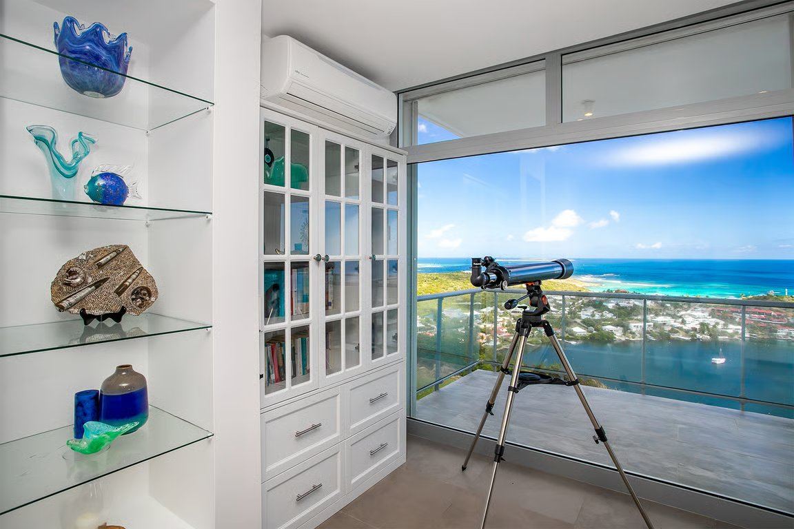 Villa Five Minutes More