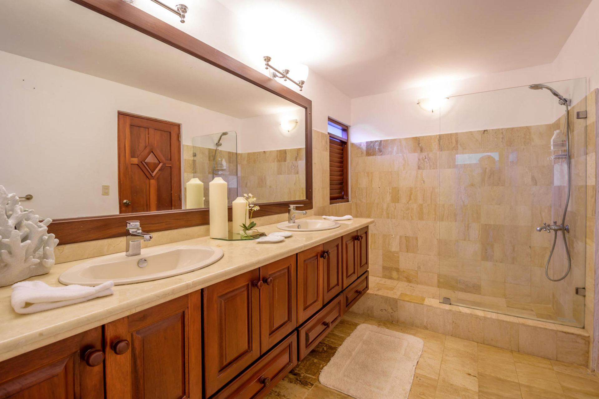 Breezy Hills - Casa de Campo