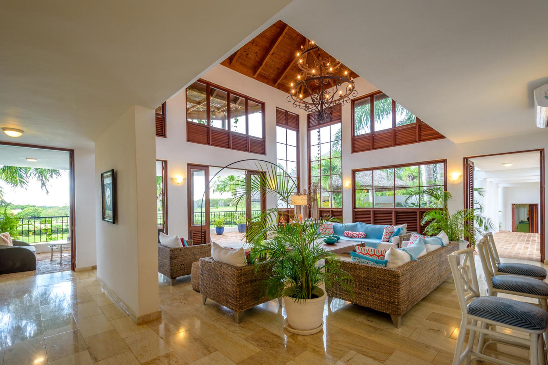 Breezy Hills - Casa de Campo