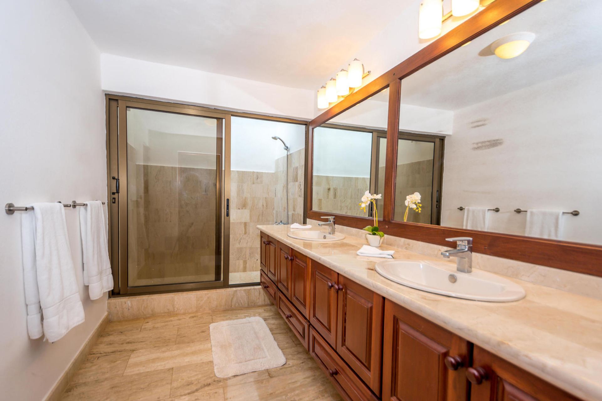 Breezy Hills - Casa de Campo