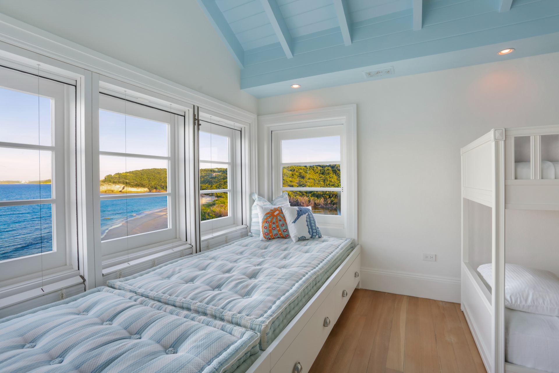 Santosha Villa Estate