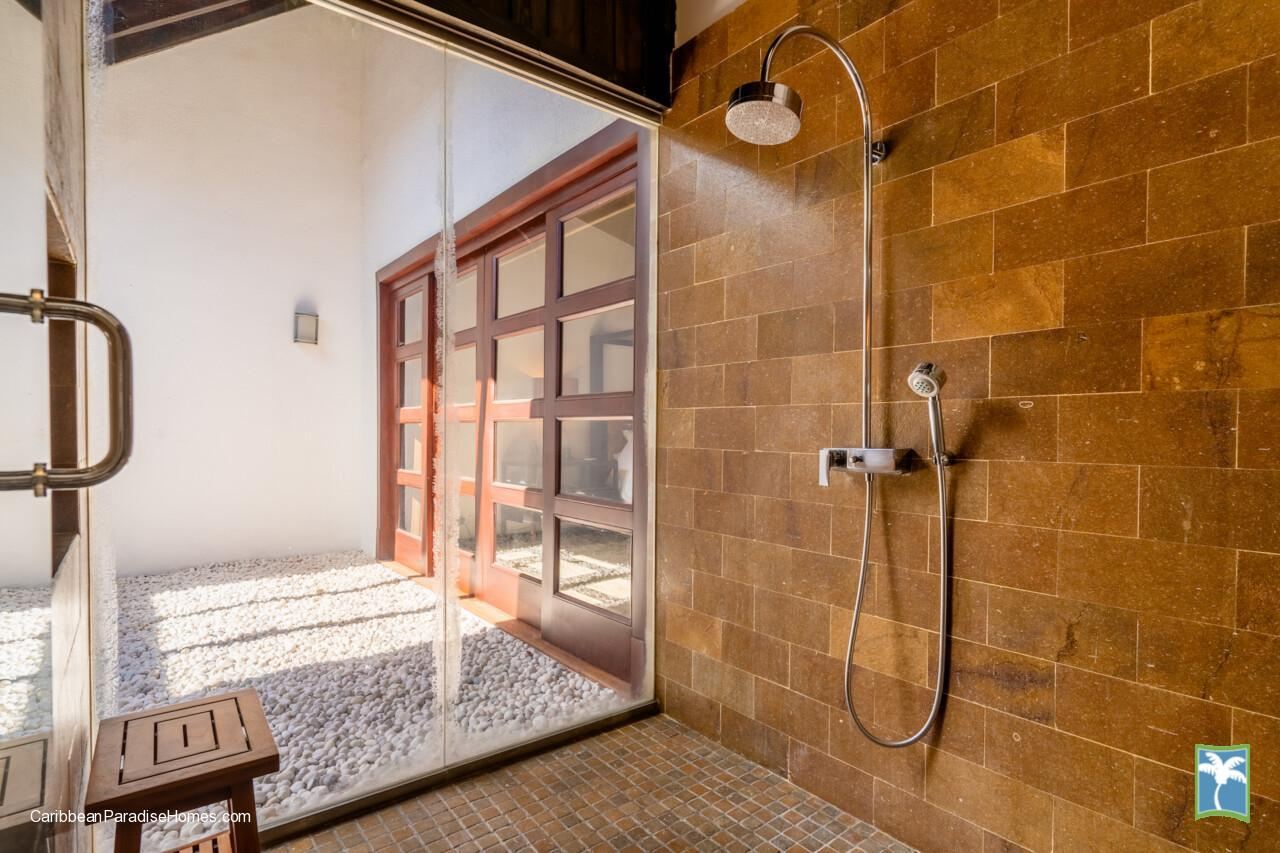 Tropical Modern - Casa de Campo