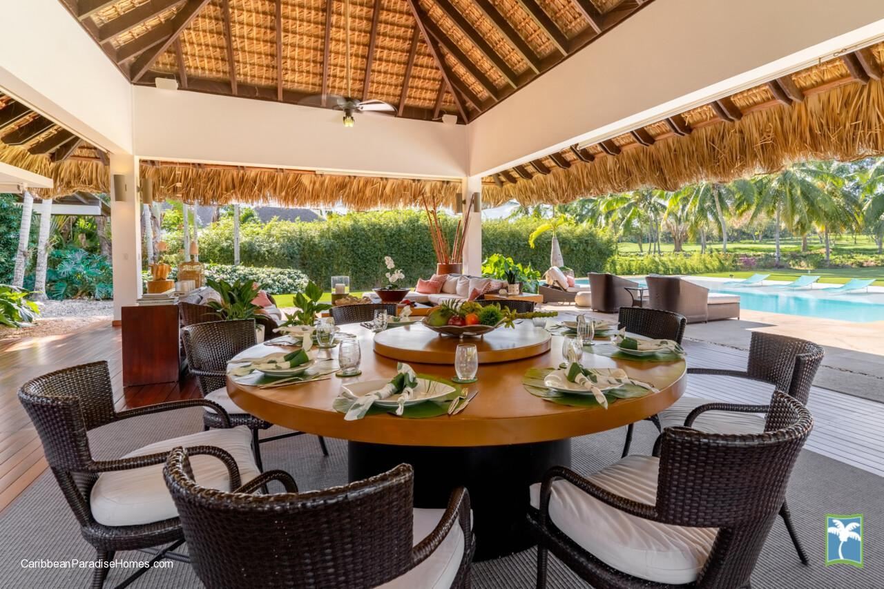 Tropical Modern - Casa de Campo