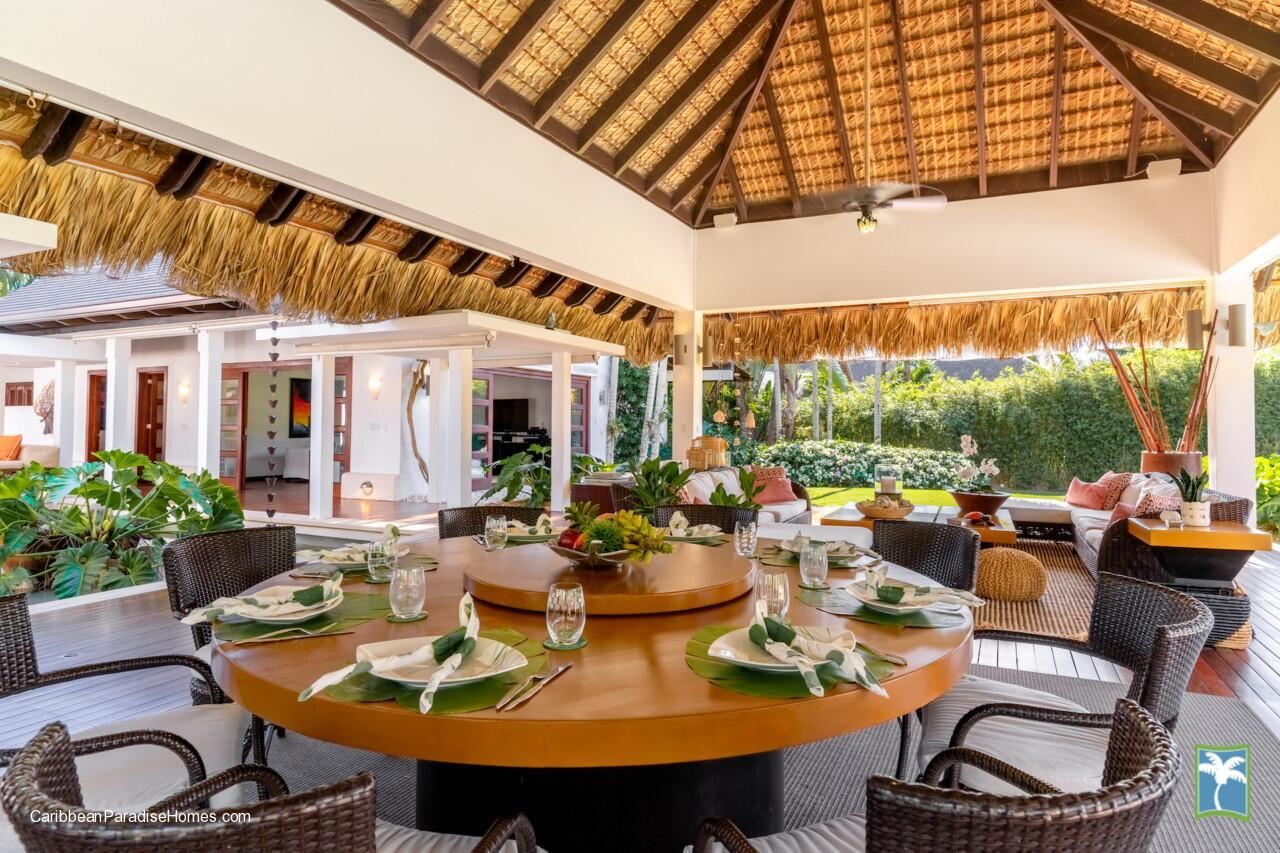 Tropical Modern - Casa de Campo