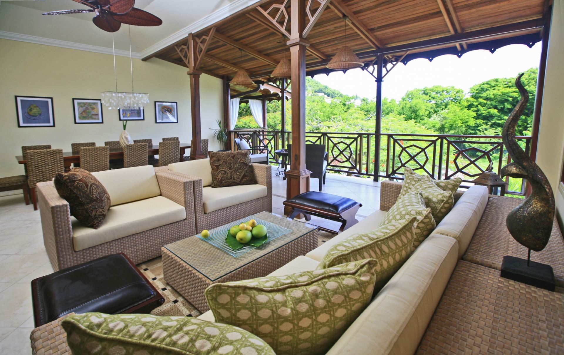 C est La Vie Villa & Cottage