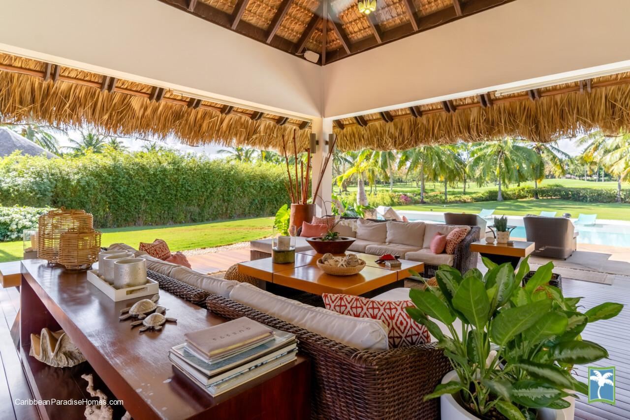 Tropical Modern - Casa de Campo