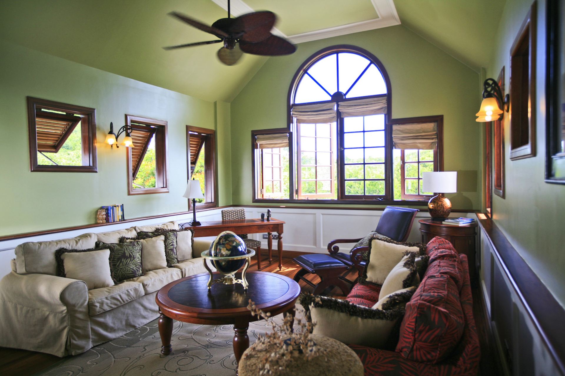 C est La Vie Villa & Cottage