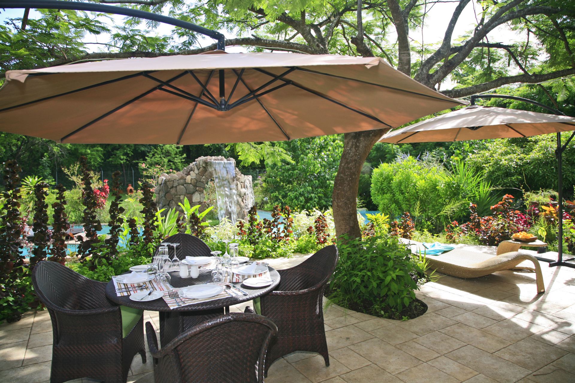 C est La Vie Villa & Cottage