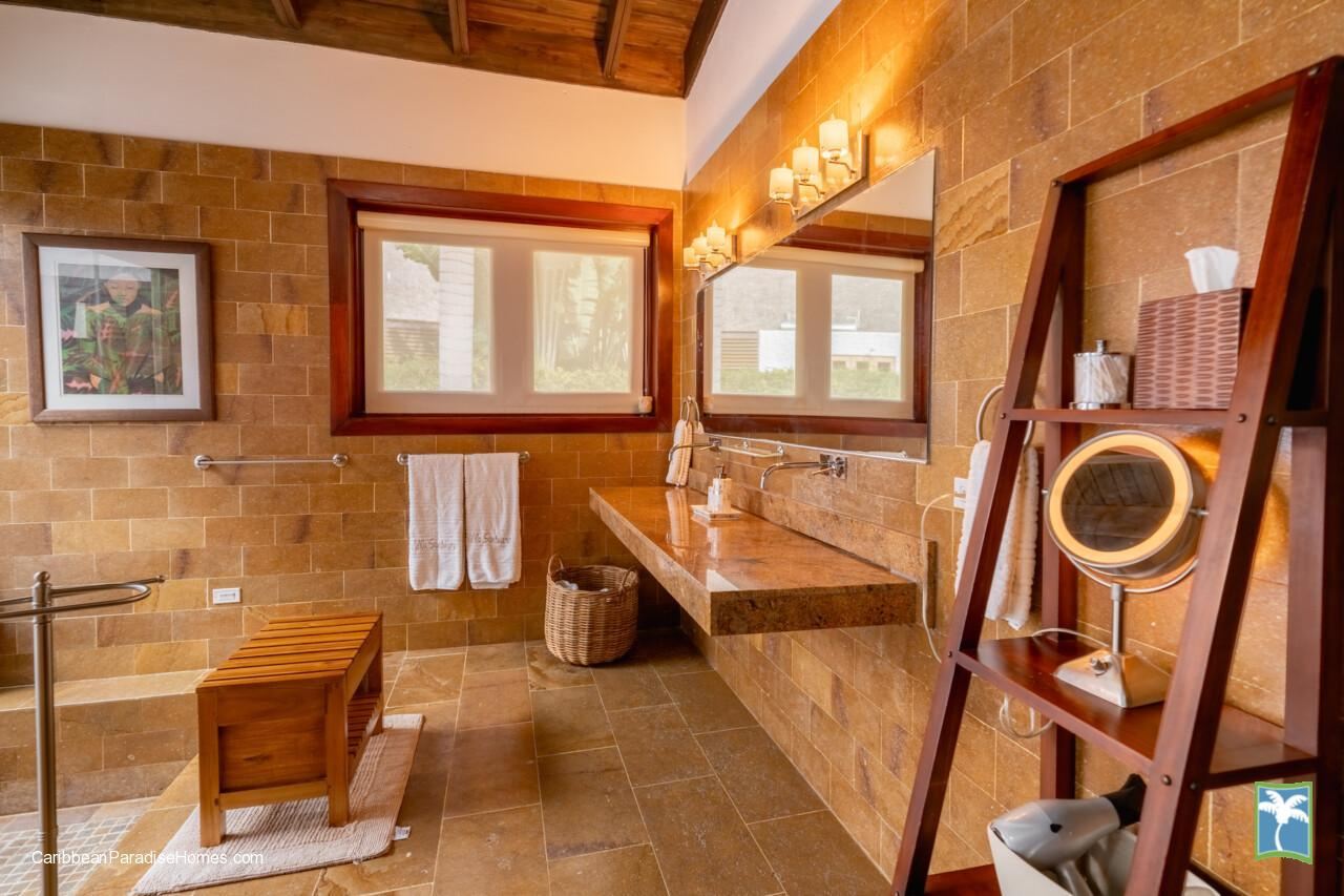 Tropical Modern - Casa de Campo