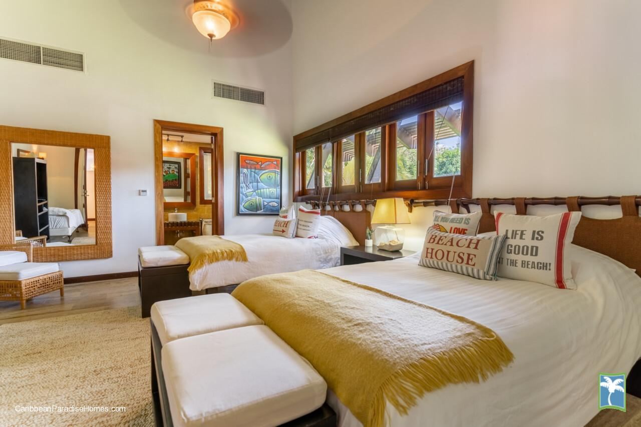 Tropical Modern - Casa de Campo