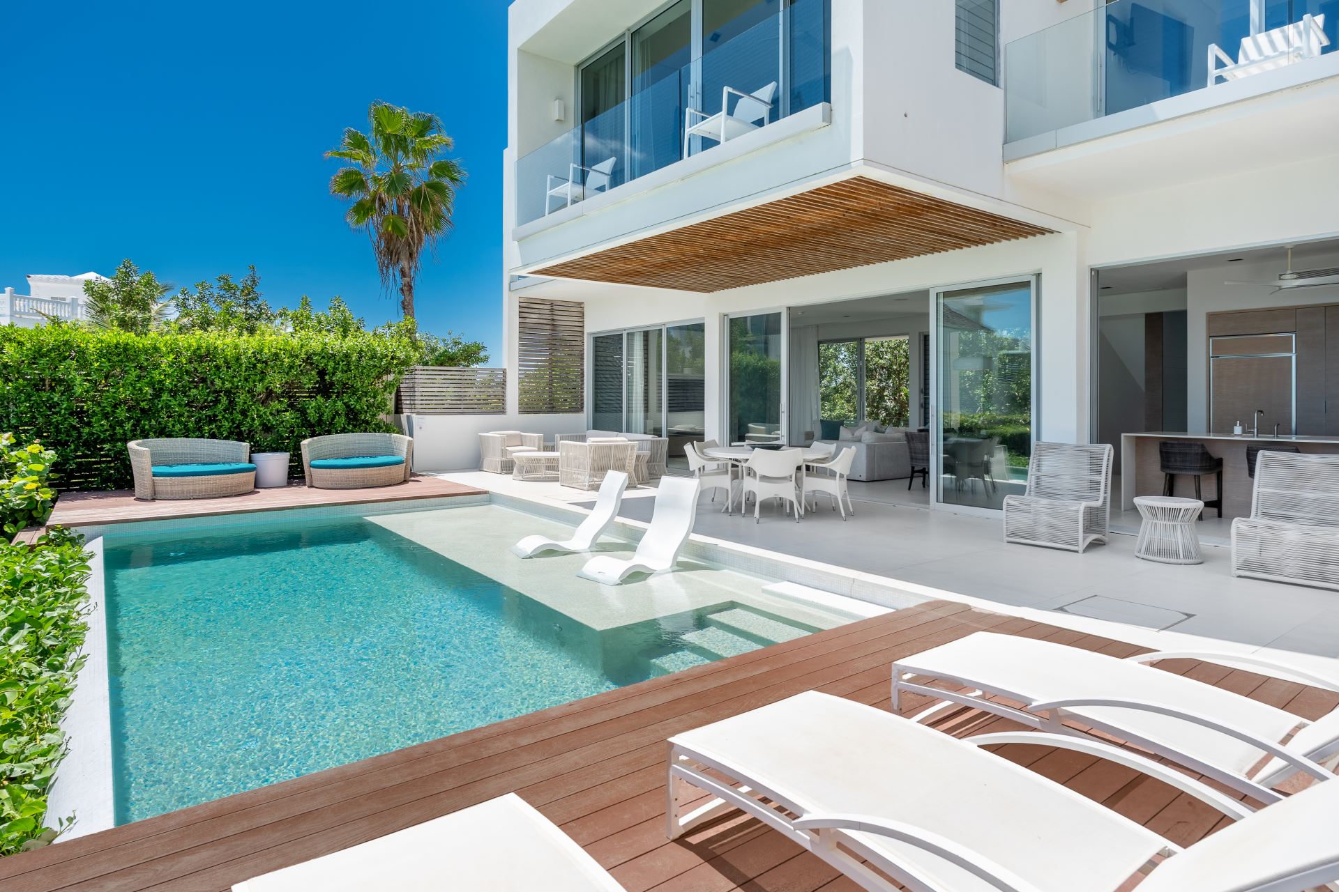 Villa Hyperion - Long Bay Beach