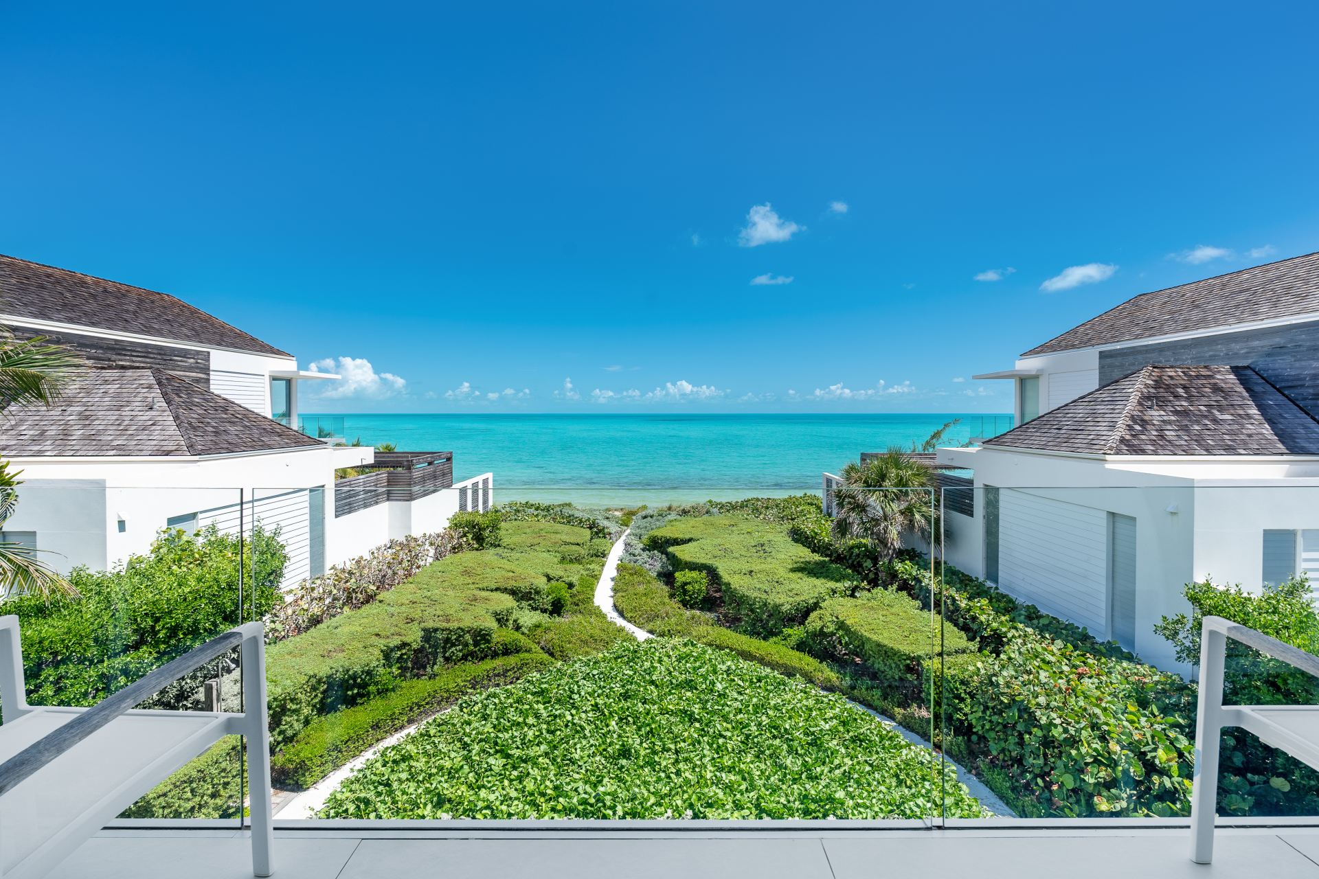 Villa Hyperion - Long Bay Beach